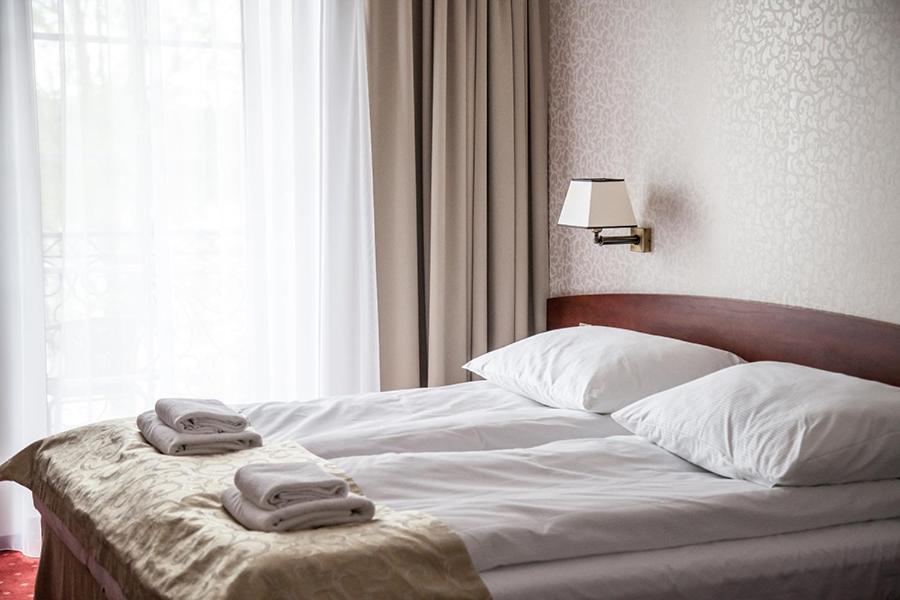 Hotel Stara Gorzelnia Licheń 外观 照片