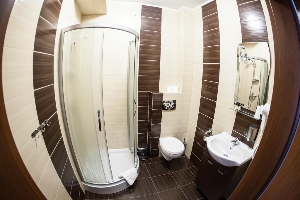 Hotel Stara Gorzelnia Licheń 客房 照片