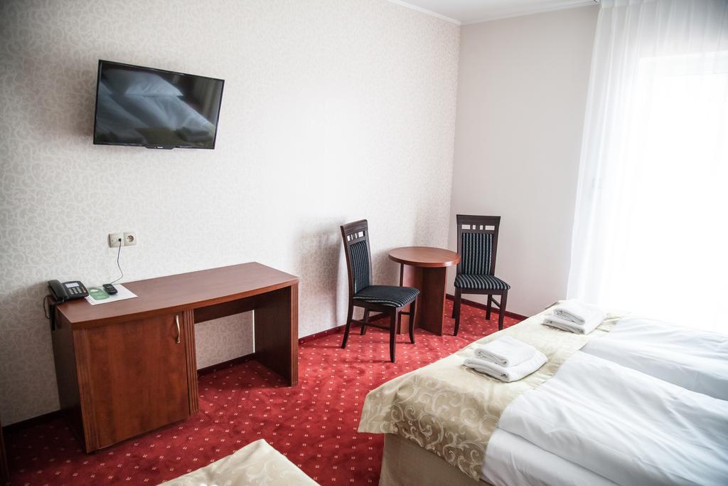 Hotel Stara Gorzelnia Licheń 客房 照片