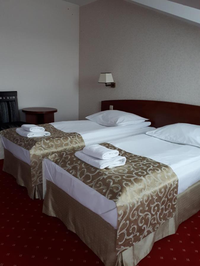 Hotel Stara Gorzelnia Licheń 外观 照片