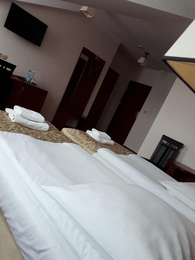 Hotel Stara Gorzelnia Licheń 外观 照片